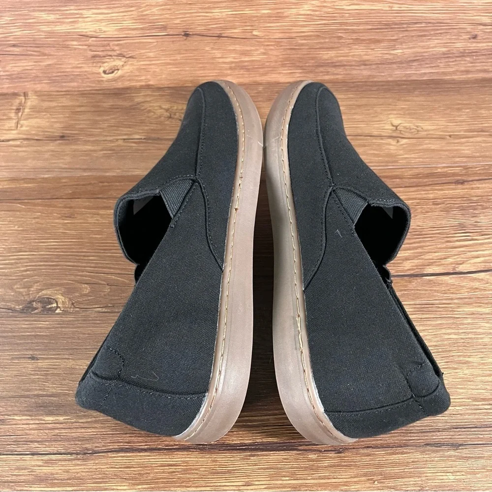 CUATER‎ By Travis Mathew Black Slip-On Sneakers Gumsole Shoes Men’s Size 10